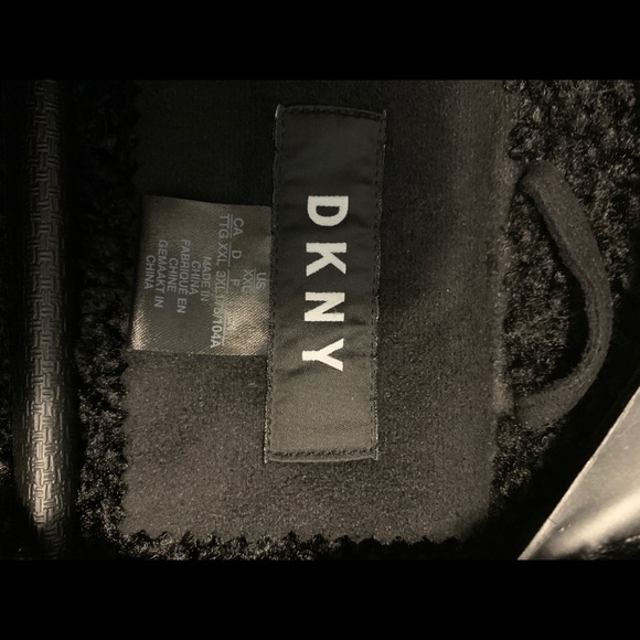 DKNY Belted Faux Shearling Coat - Picture 6 of 8